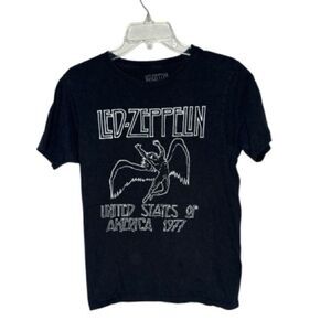 Led Zeppelin Black Graphic T-Shirt. Size Small.